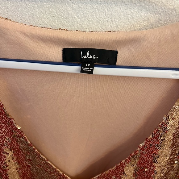 Lulu’s sequin dress - Picture 4 of 5